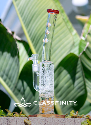 A glass bong made by Empire Glassworks for the brand Glassfinity